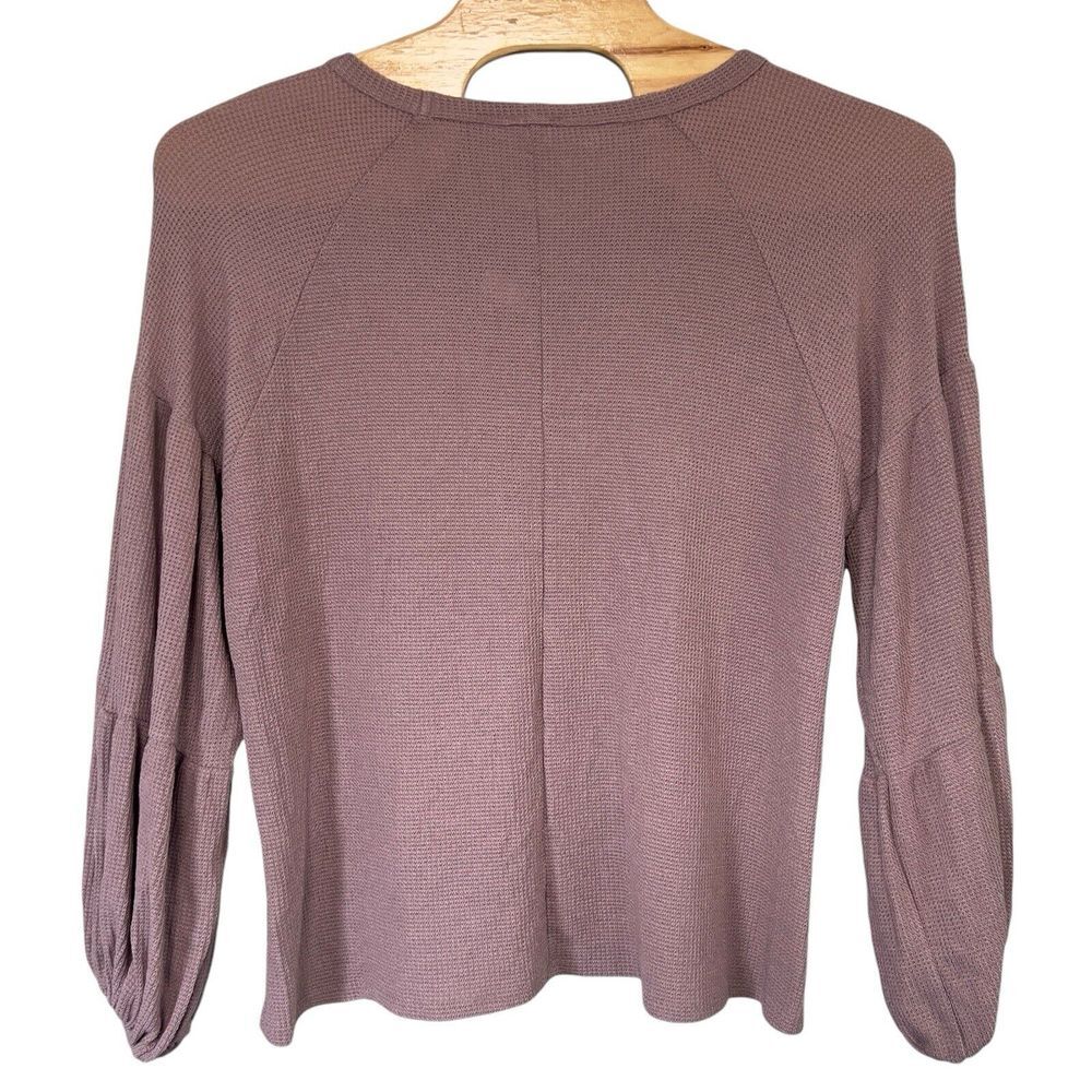Blue Buttercup Women's Size L Lavender Waffle‎ Knit Long Poet Sleeves Lace Up - Picture 3 of 7